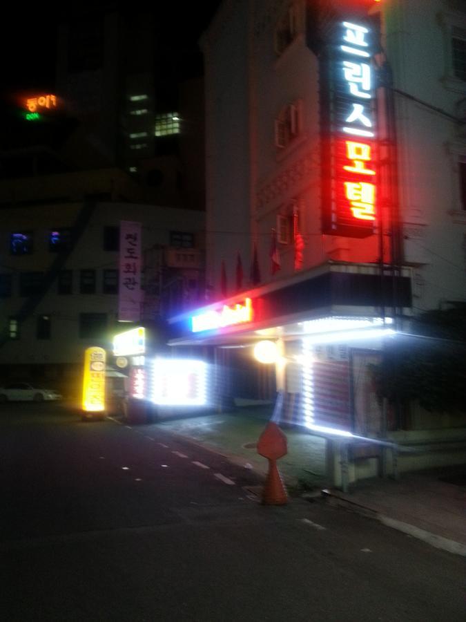 Prince Hotel Gwangju Metropolitan City Exterior foto